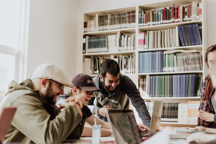Ginkgo, tyrosine et rhodiola : que dit la science sur la concentration ?