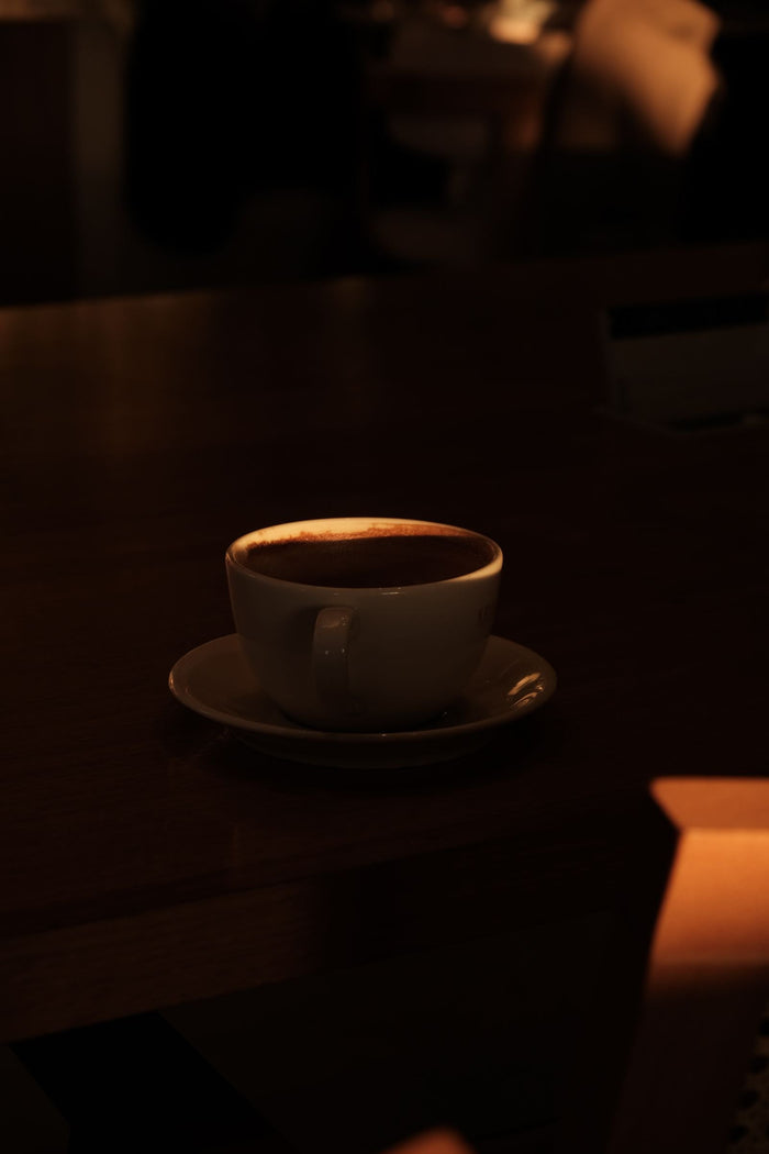 Café et sommeil : combien de temps la caféine agit-elle vraiment ?